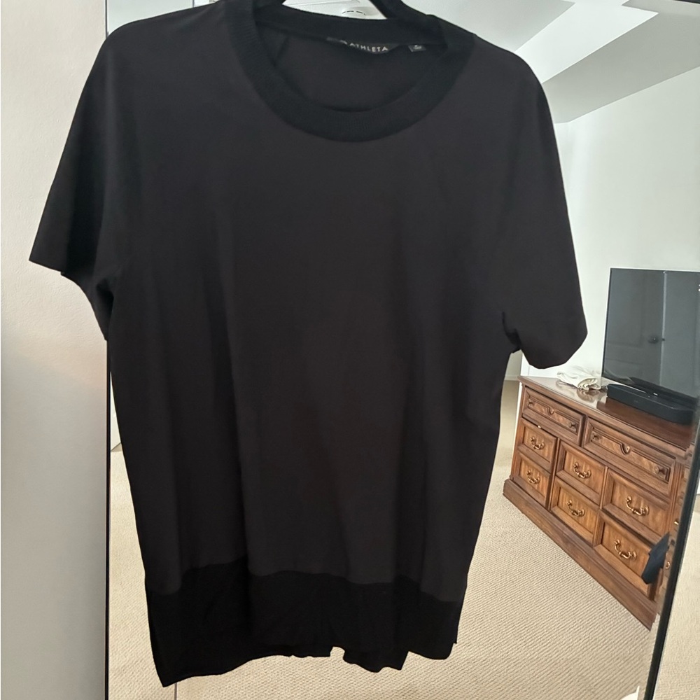 Athleta Women's Black Short Sleeve Tee